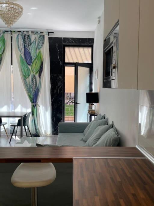 Nuevo Y Confortable Apartamento En Vista Alegre Мадрид Екстериор снимка